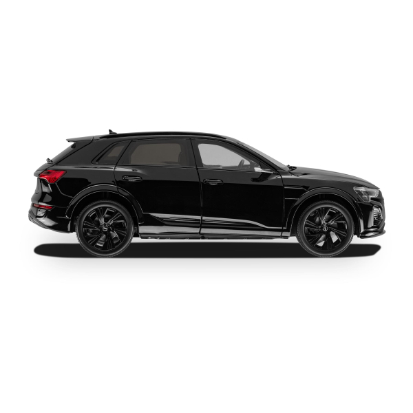 Audi Q8 e-tron, Mythosschwarz, 1:18